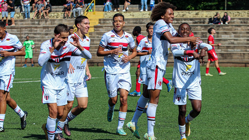 Sub-15 e Sub-17: Em clássico contra o Botafogo, Moleques de Xerém